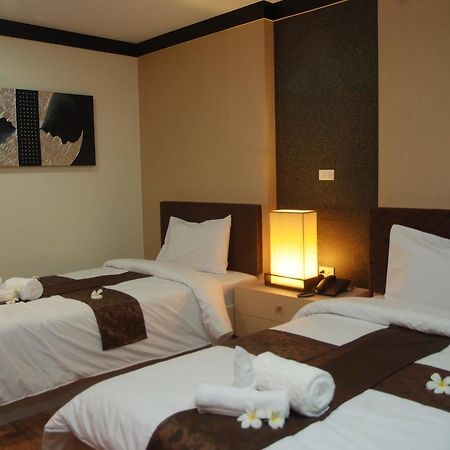 Panatara Hotel 춤폰 외부 사진