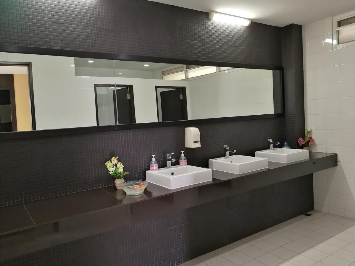 Panatara Hotel 춤폰 외부 사진